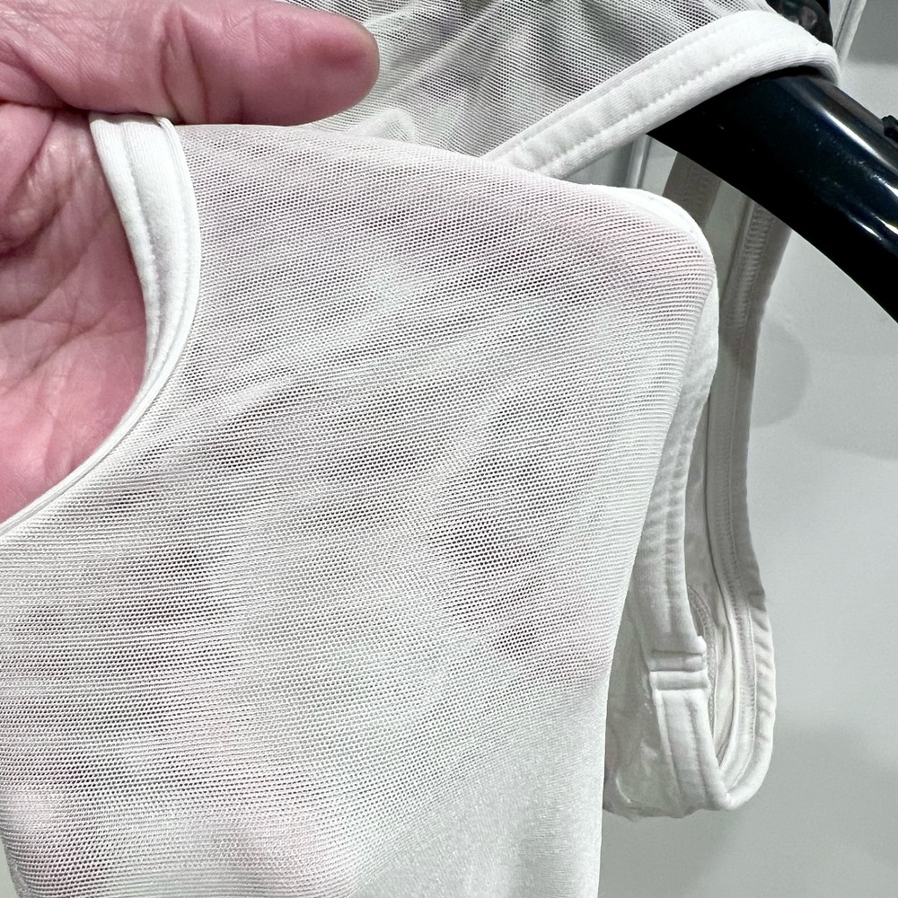Lululemon Swiftly Tech Racerback - Picture 9 of 16